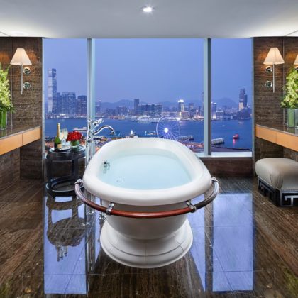 Mandarin Oriental Hong Kong Christmas giveaway travel